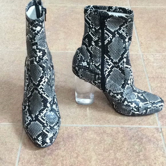 jeffrey campbell python boots